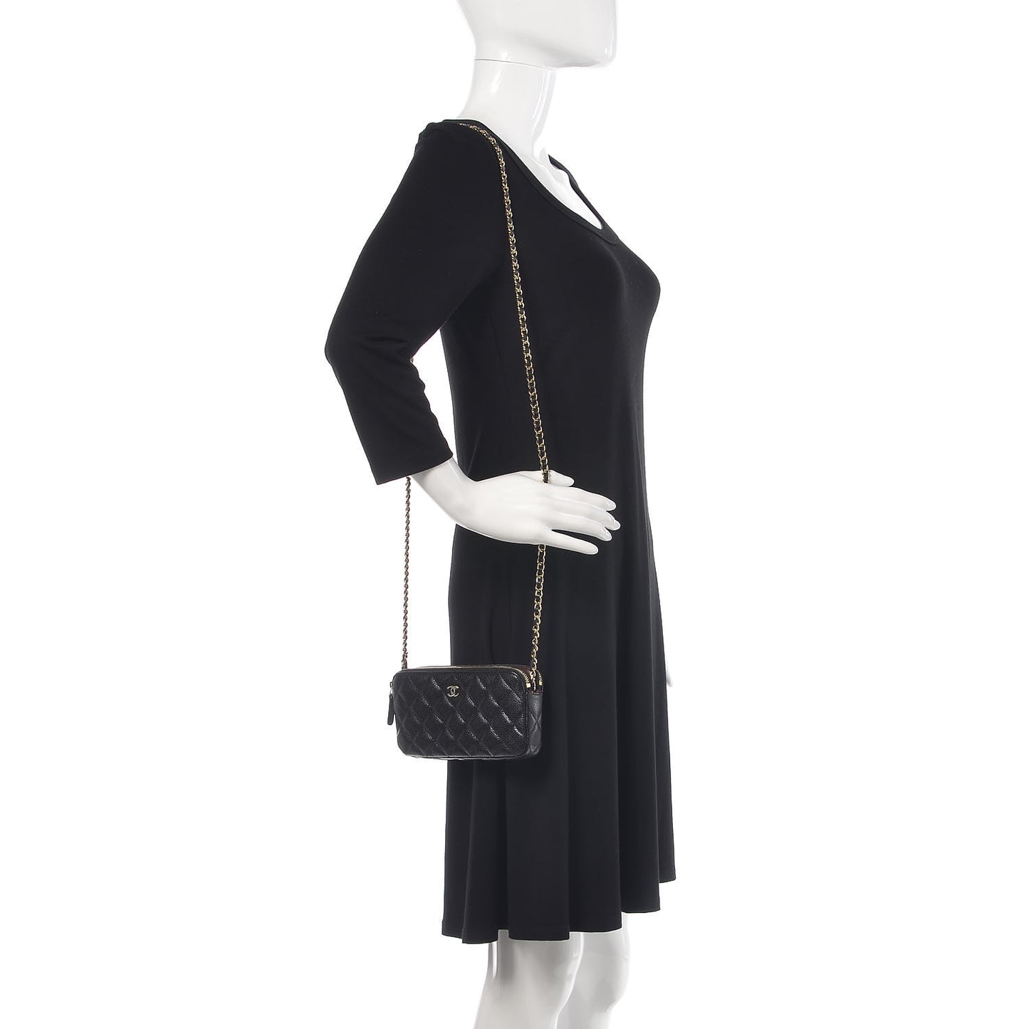 Caviar Quilted Small Clutch With Chain Black