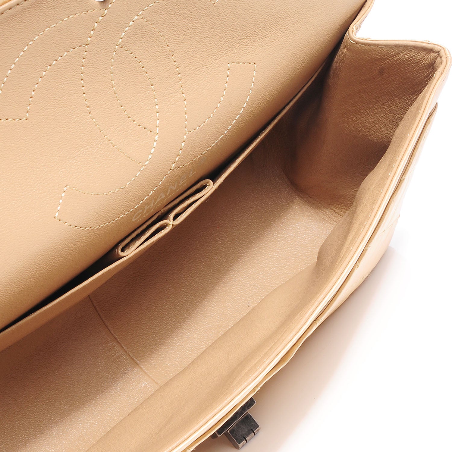 Chanel Aged Calfskin 2.55 Reissue 226 Flap Light Gold 7 of 7