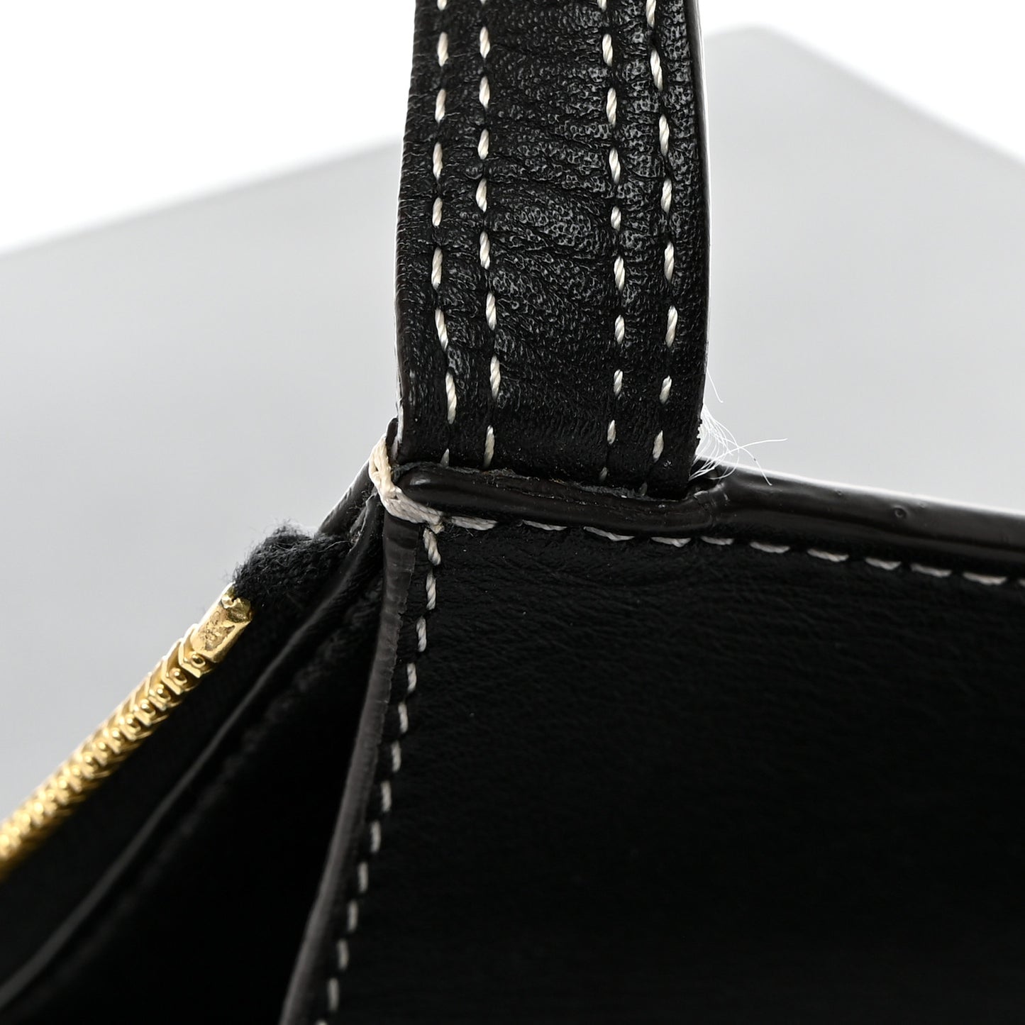 Smooth Calfskin Ring Clutch Black