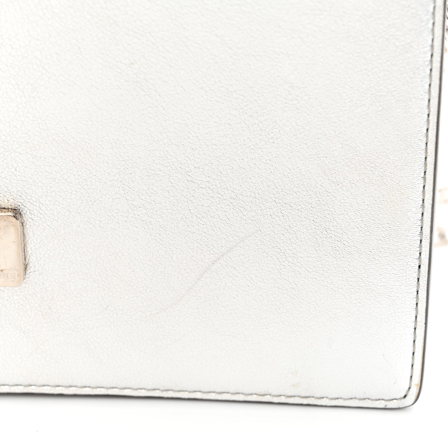 Fendi Vitello Catalan Mirror F is Fendi Medium Envelope Wallet on Chain Argento 11 of 13