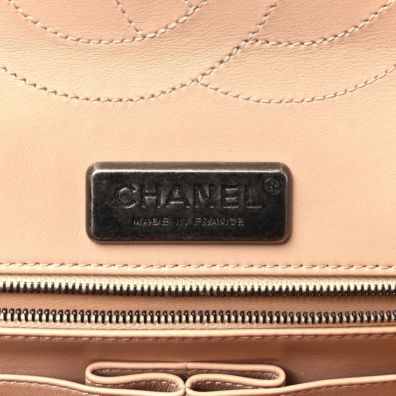 Chanel Iridescent Alligator Jumbo Double Flap Beige 6 of 10