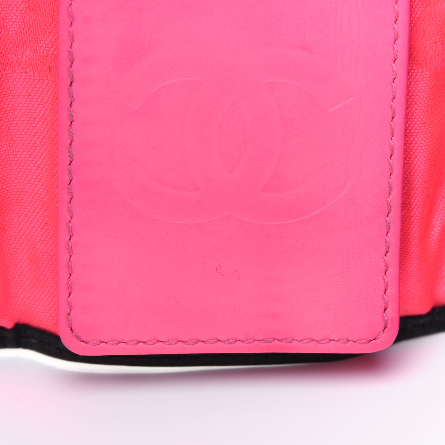 Chanel Calfskin Quilted Cambon 6 Key Holder Black 11 of 16
