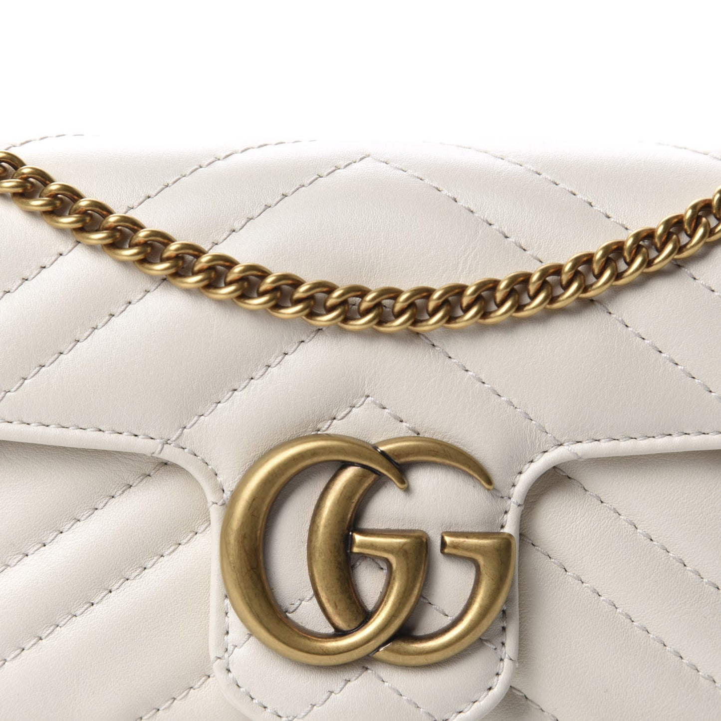 Calfskin Matelasse Super Mini GG Marmont Shoulder Bag White