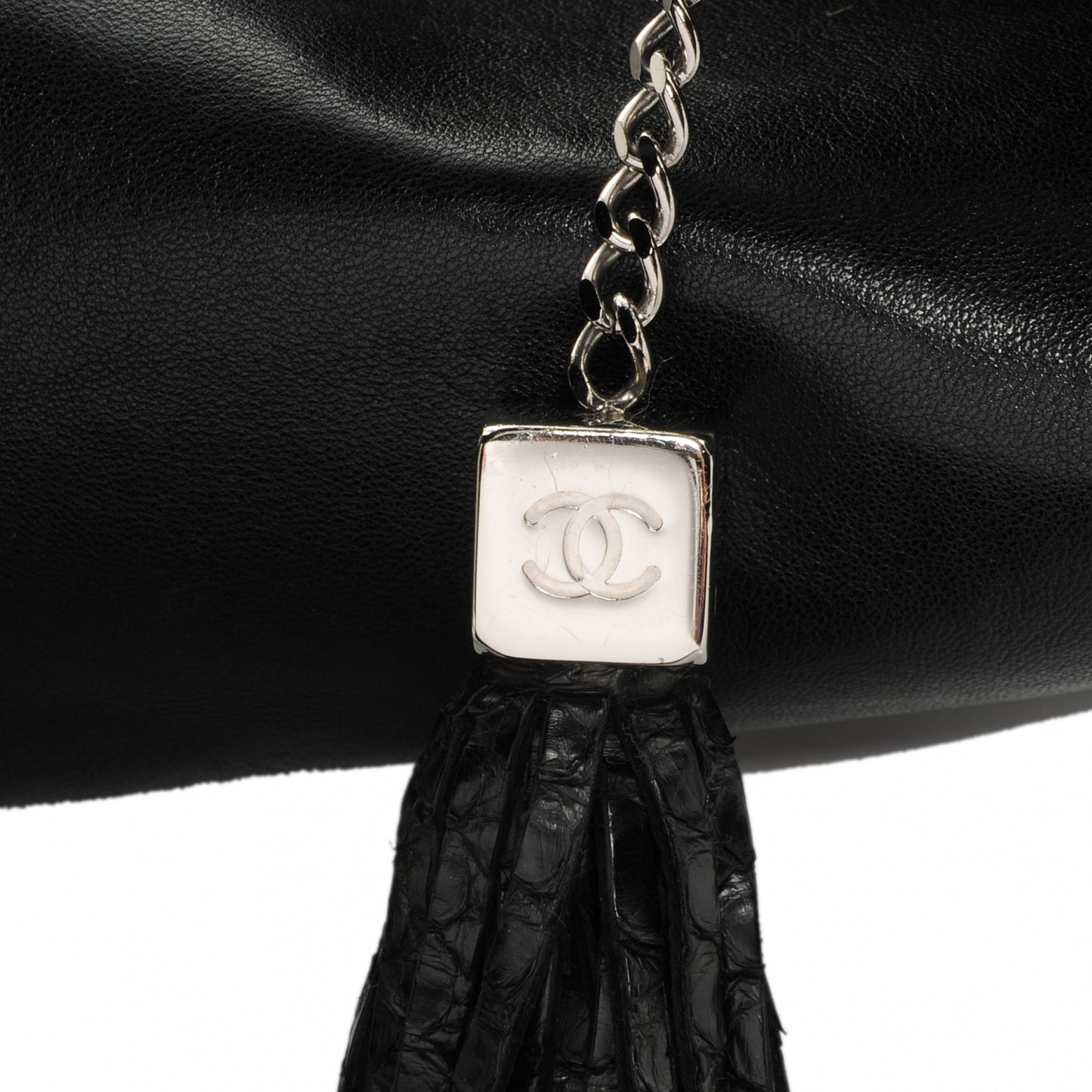 Lambskin Python Tassel Cerf Pochette Black