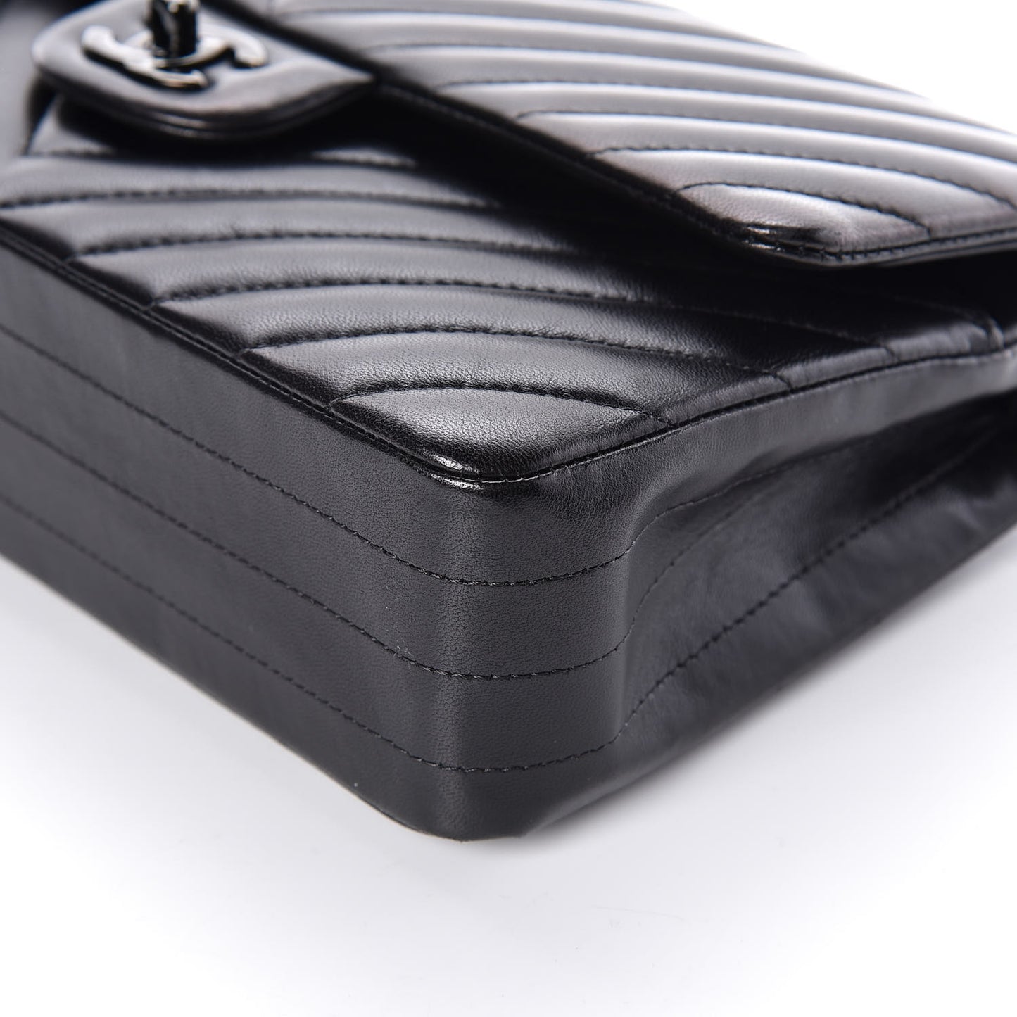 Lambskin Chevron Quilted Medium Double Flap So Black
