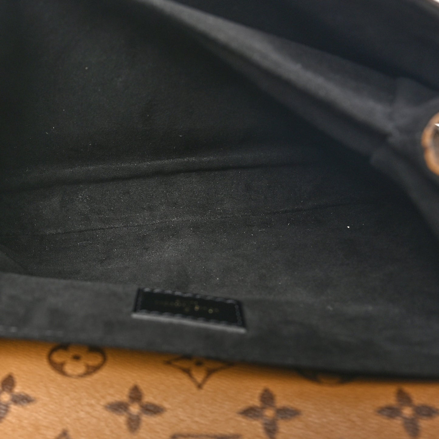 Reverse Monogram Pochette Metis