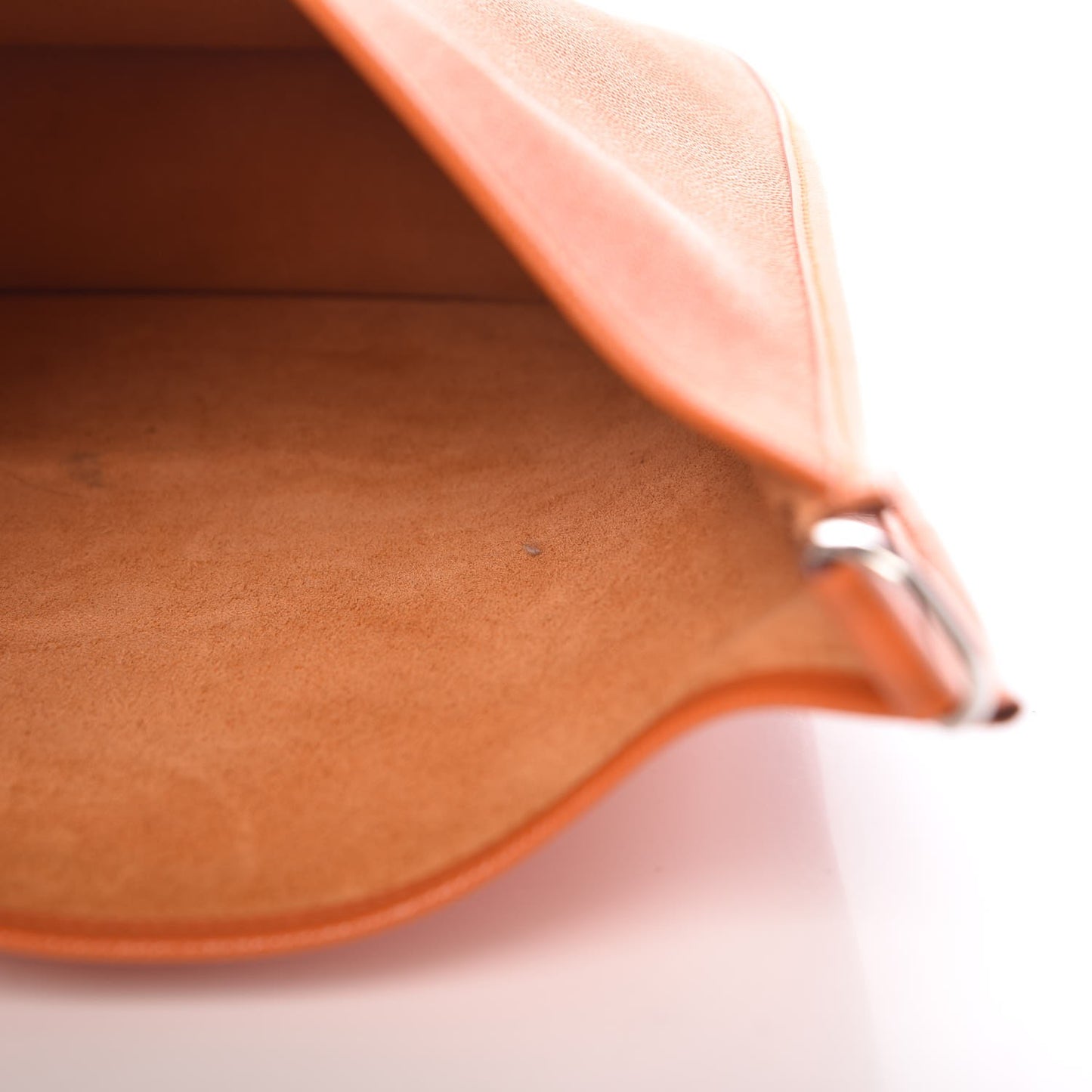 Epsom Evelyne III PM Orange