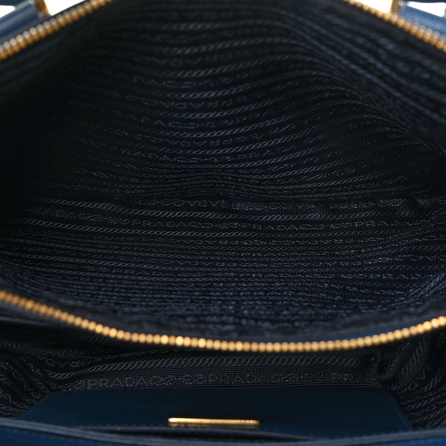 Saffiano Galleria Double Zip Tote Bluette