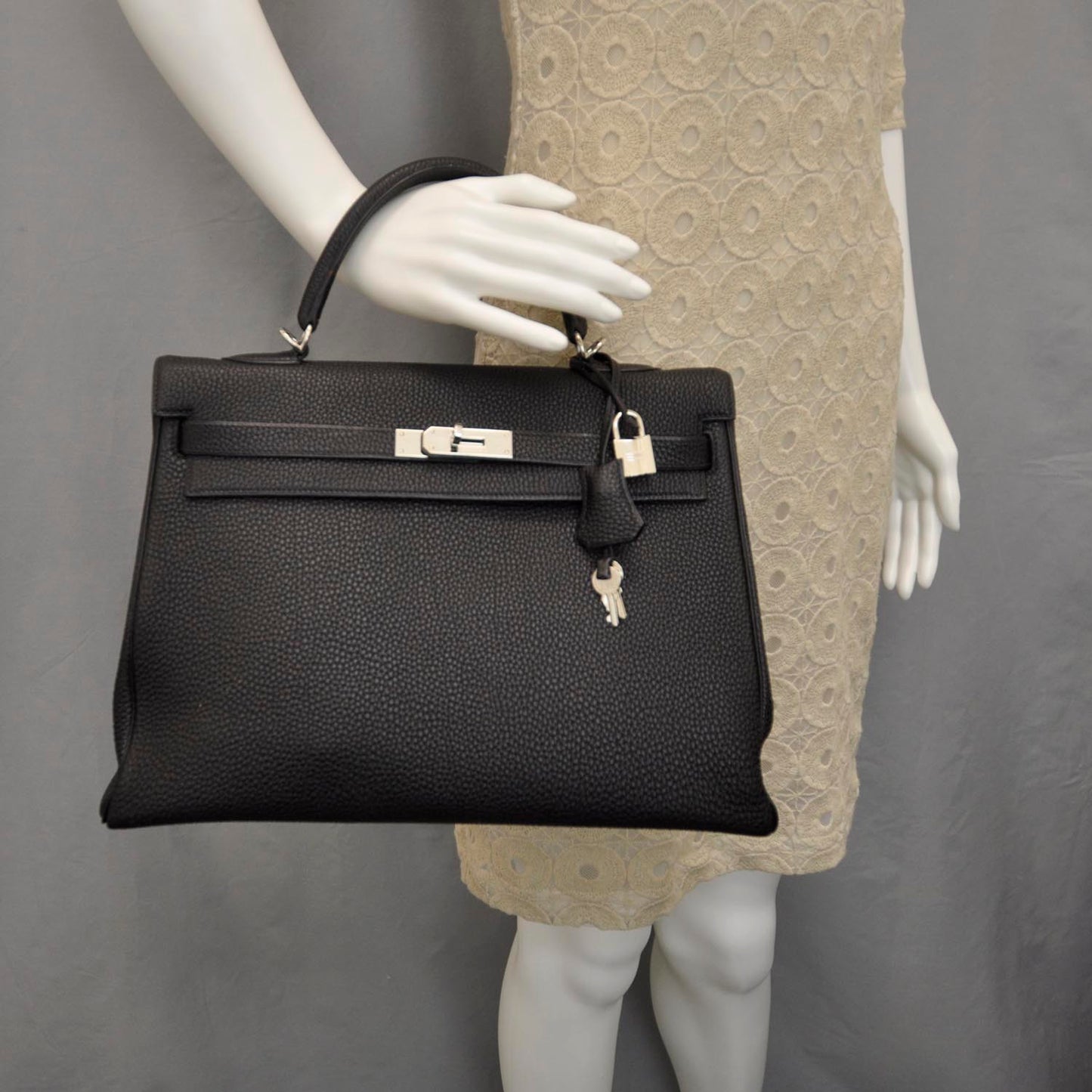 Togo Kelly 35 Black