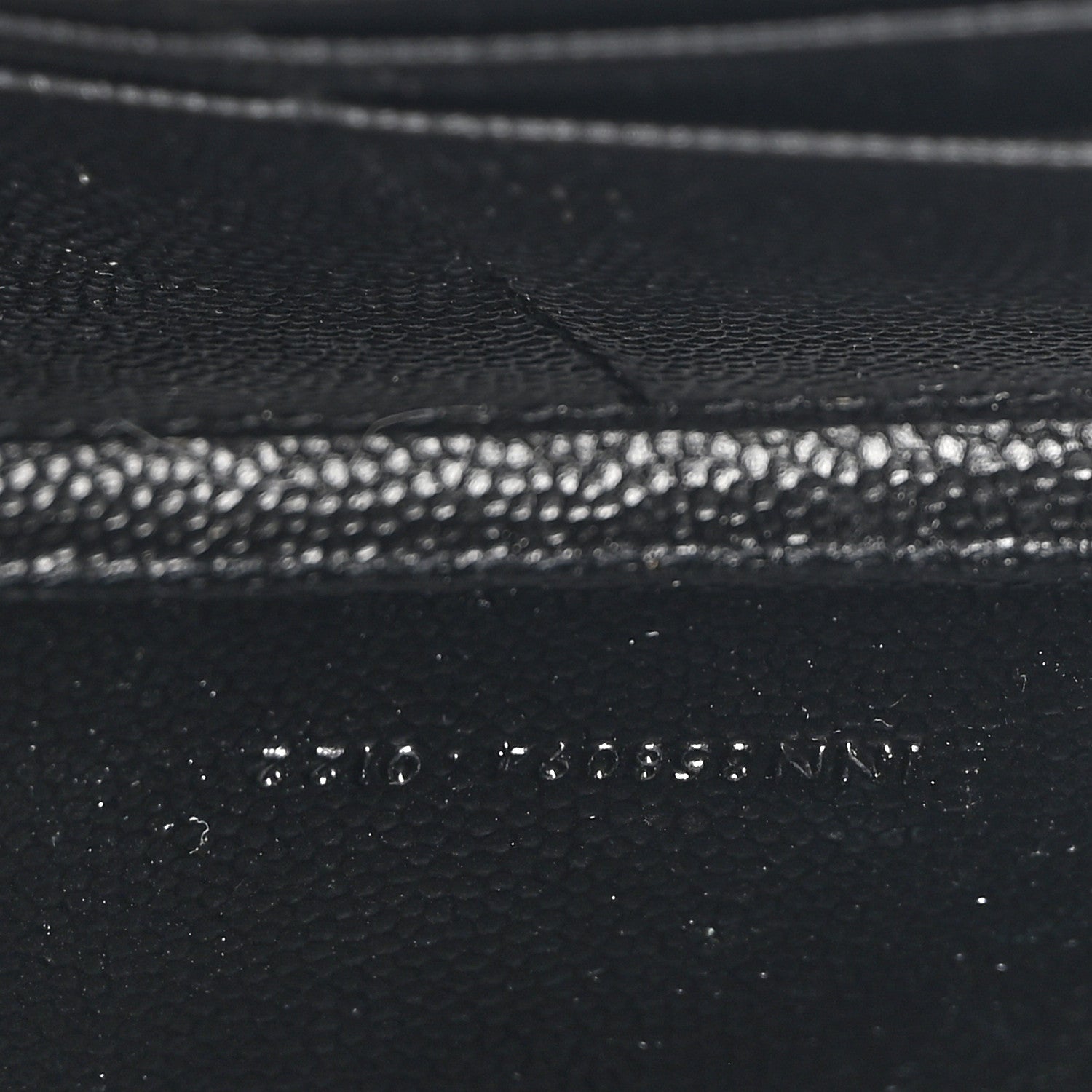 Saint Laurent Grain De Poudre Matelasse Chevron Monogram Monochrome Zip Around Wallet Black 7 of 9