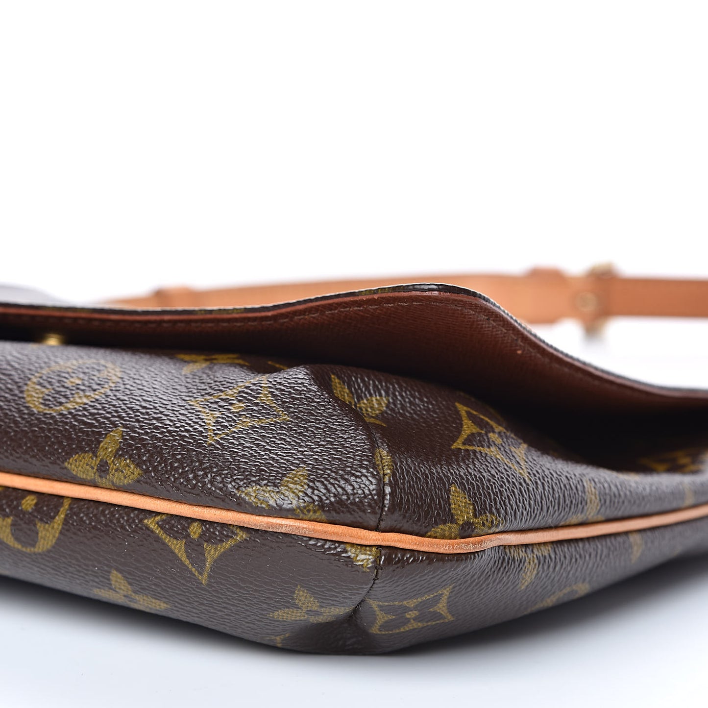 Monogram Musette Tango