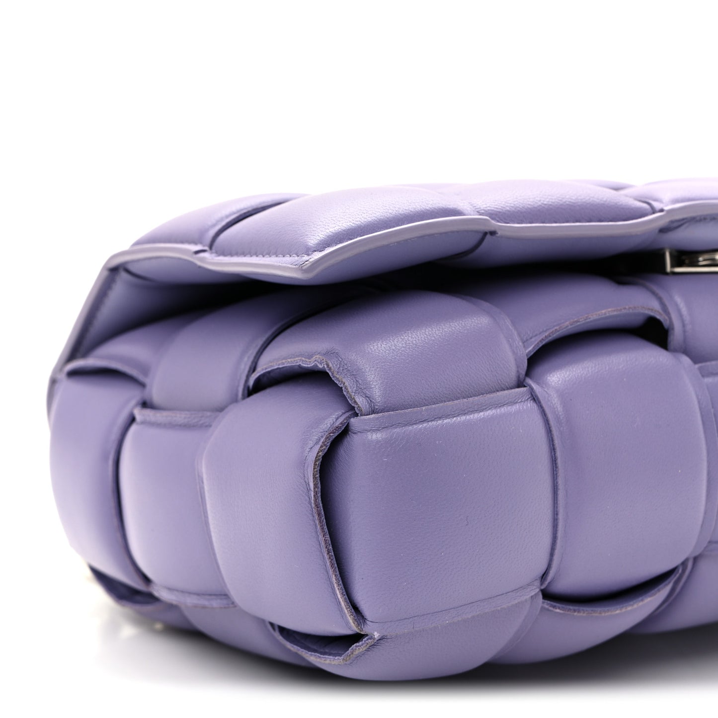 Lambskin Maxi Intreccio Padded Chain Cassette Crossbody Bag Lavender