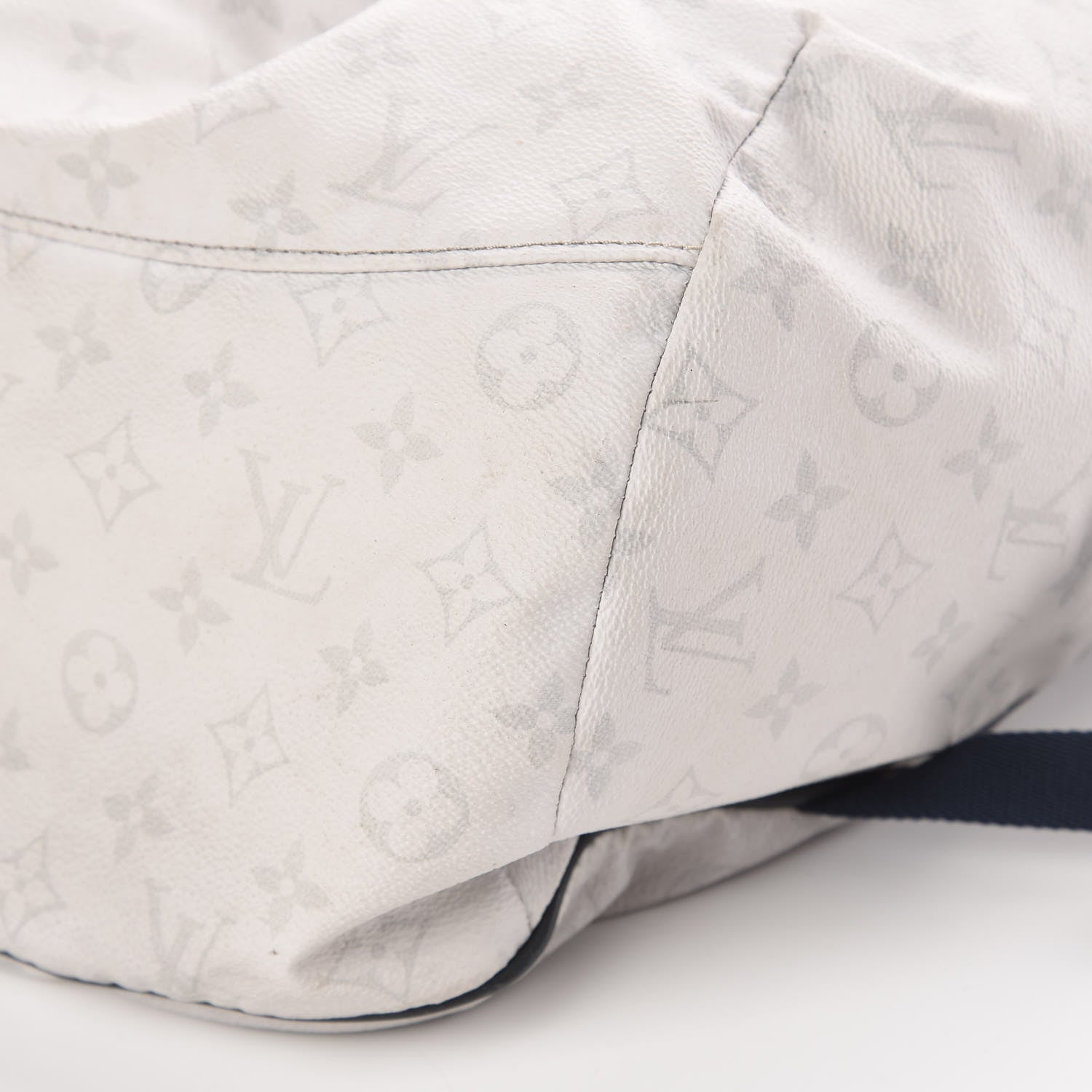 Louis Vuitton Monogram Ultralight Backpack White 9 of 16