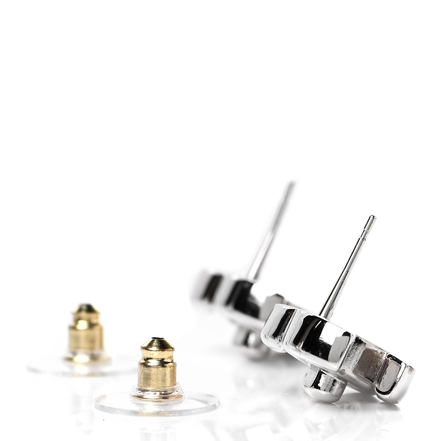 CC Turnlock Earrings Silver
