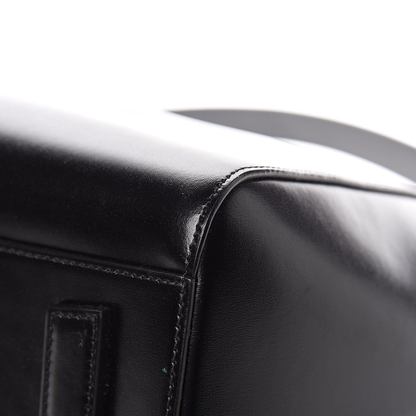 Shiny Lord Calfskin Medium Antigona Black