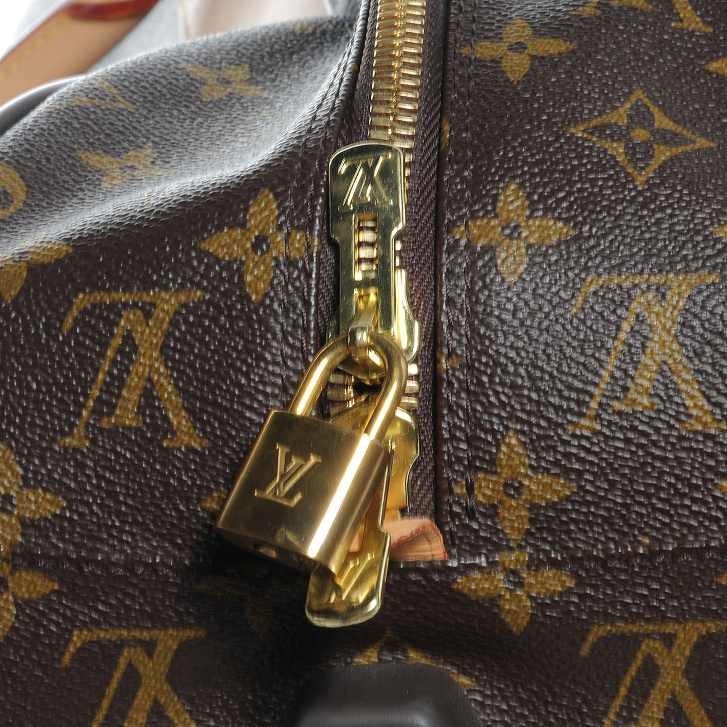 Monogram Eole 60