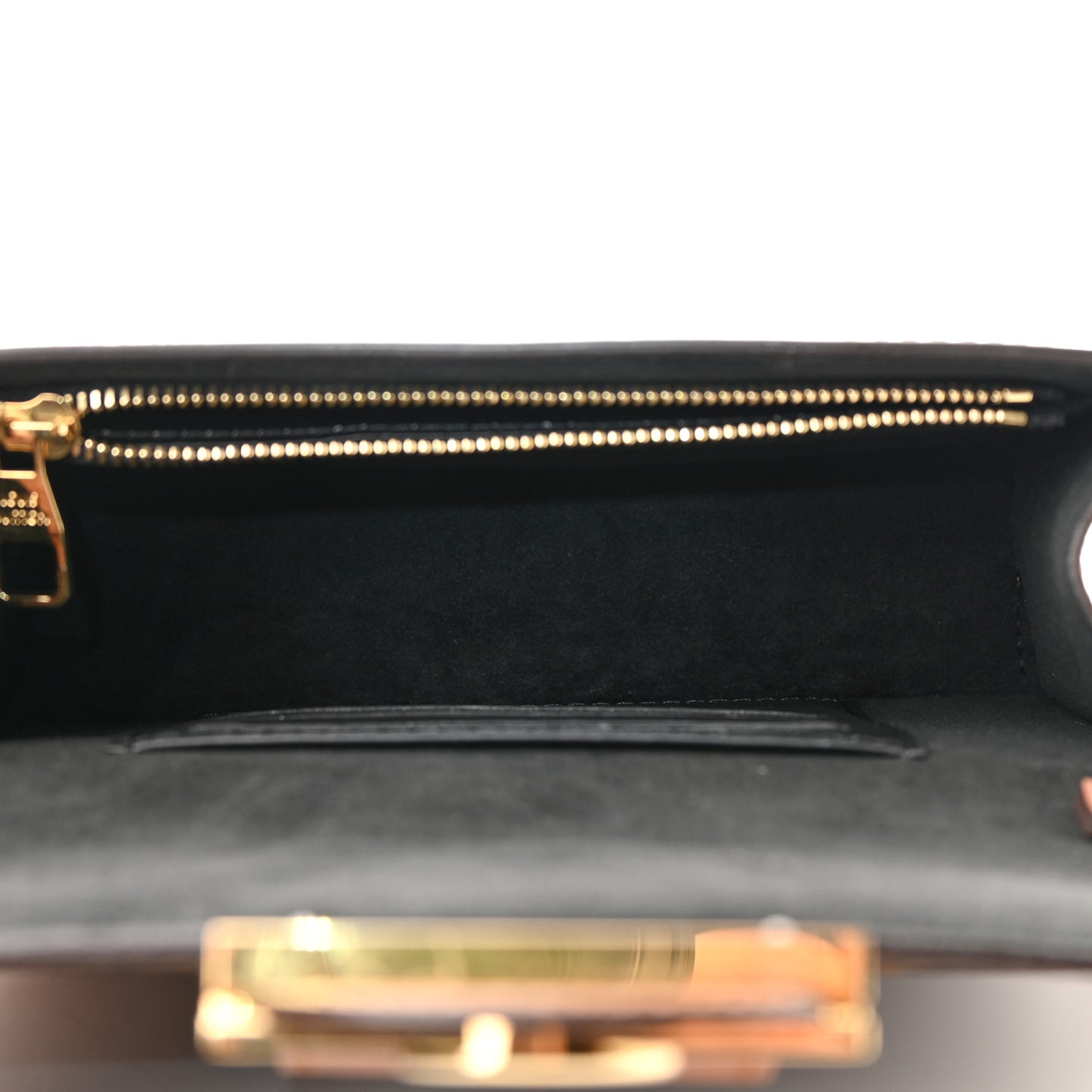 Reverse Monogram Dauphine Chain Wallet
