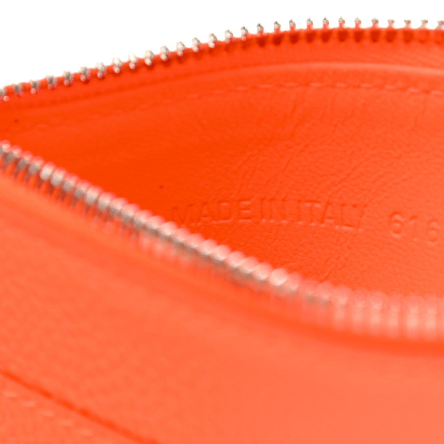 Grained Calfskin Logo Cash Passport Photo ID Zip Holder Orange