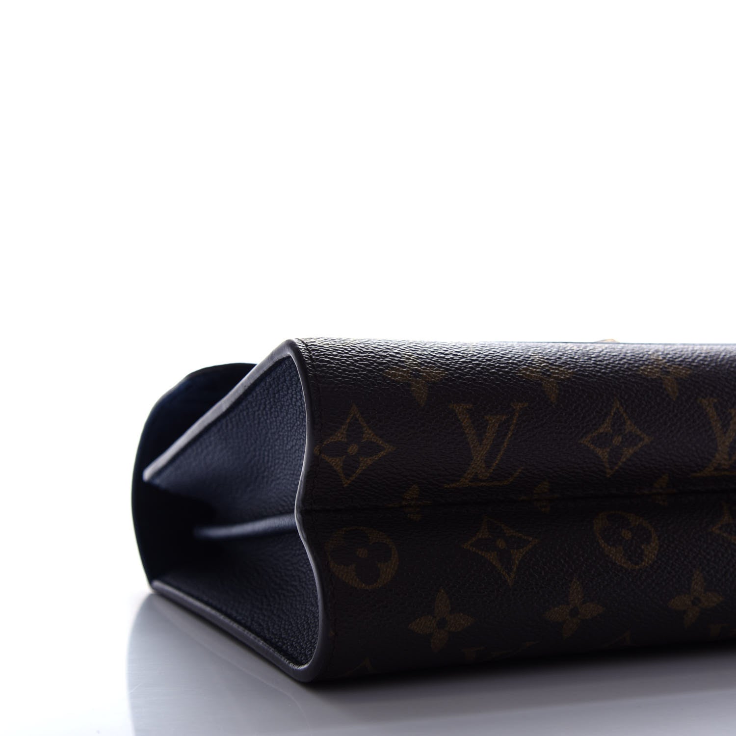 Louis Vuitton Monogram Victoire Blue Marine 9 of 11