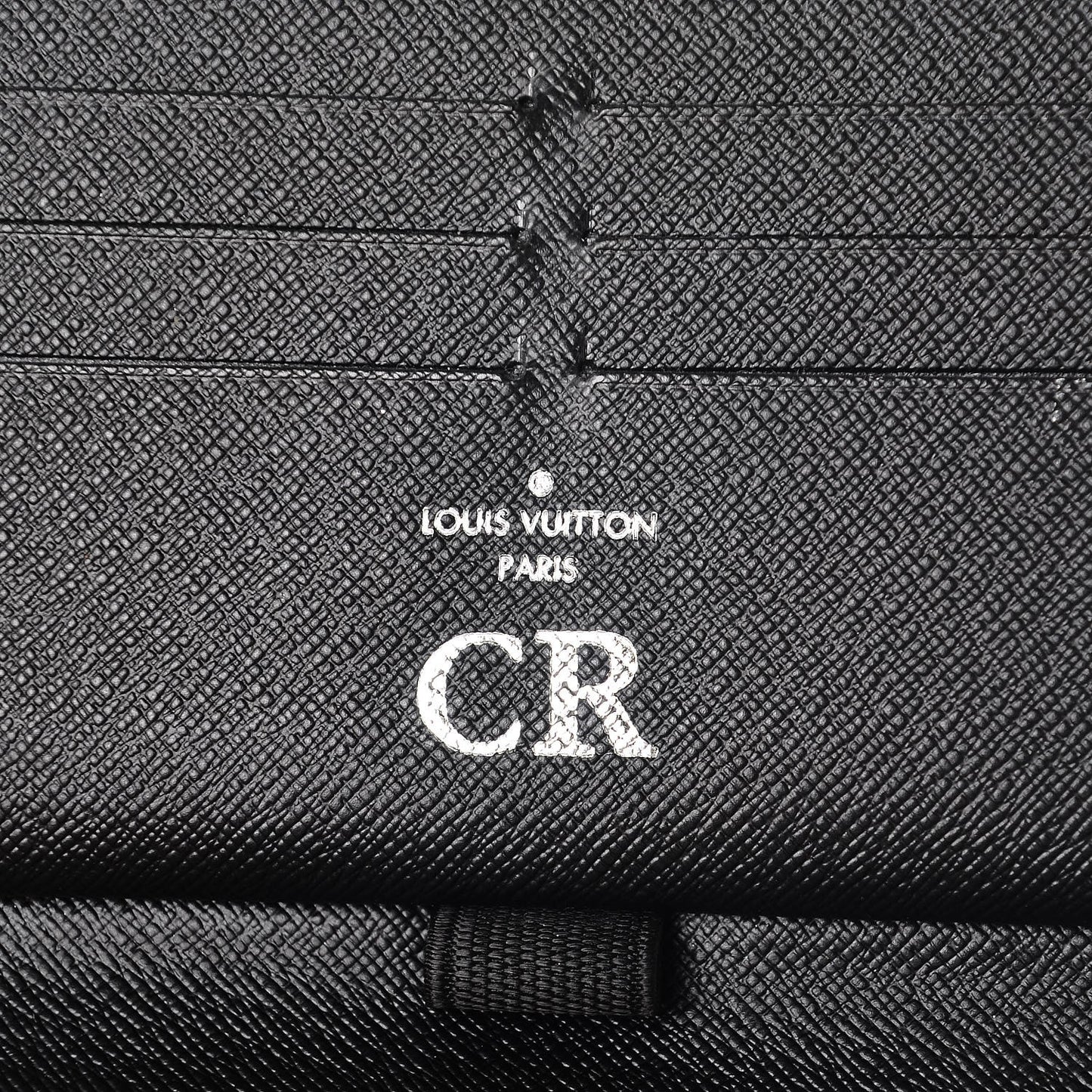 Damier Graphite Zippy Organizer Wallet