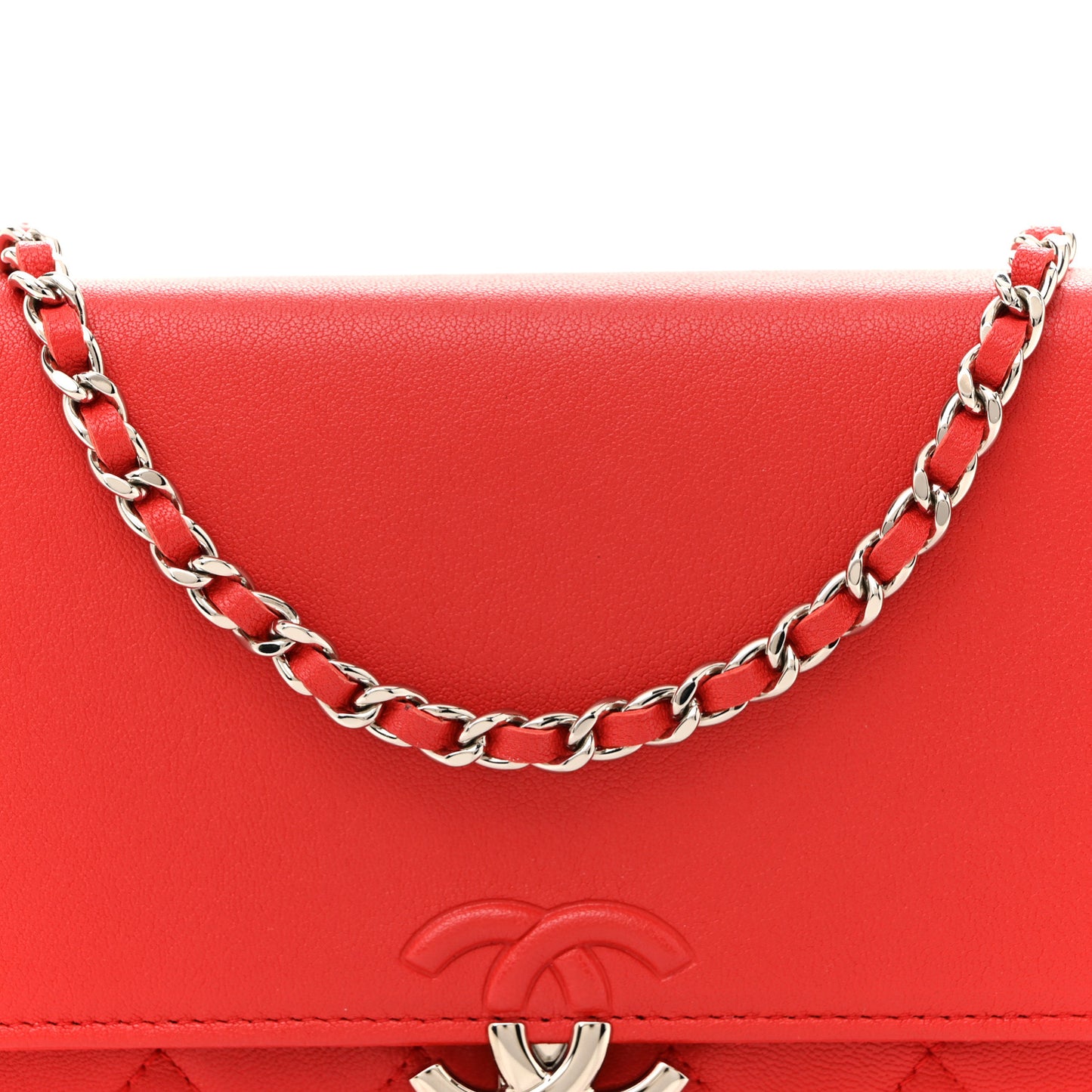 Grained Calfskin Quilted CC Box Wallet On Chain WOC Red