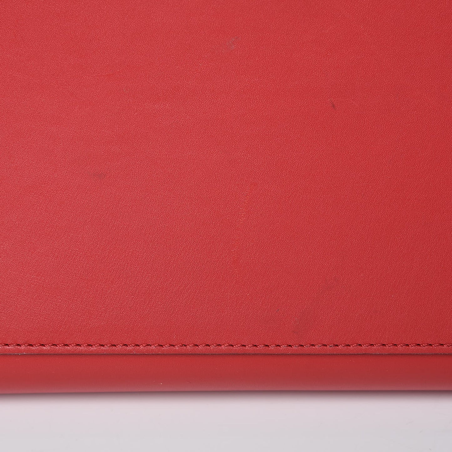 Veau Satin City Steamer MM Rubis