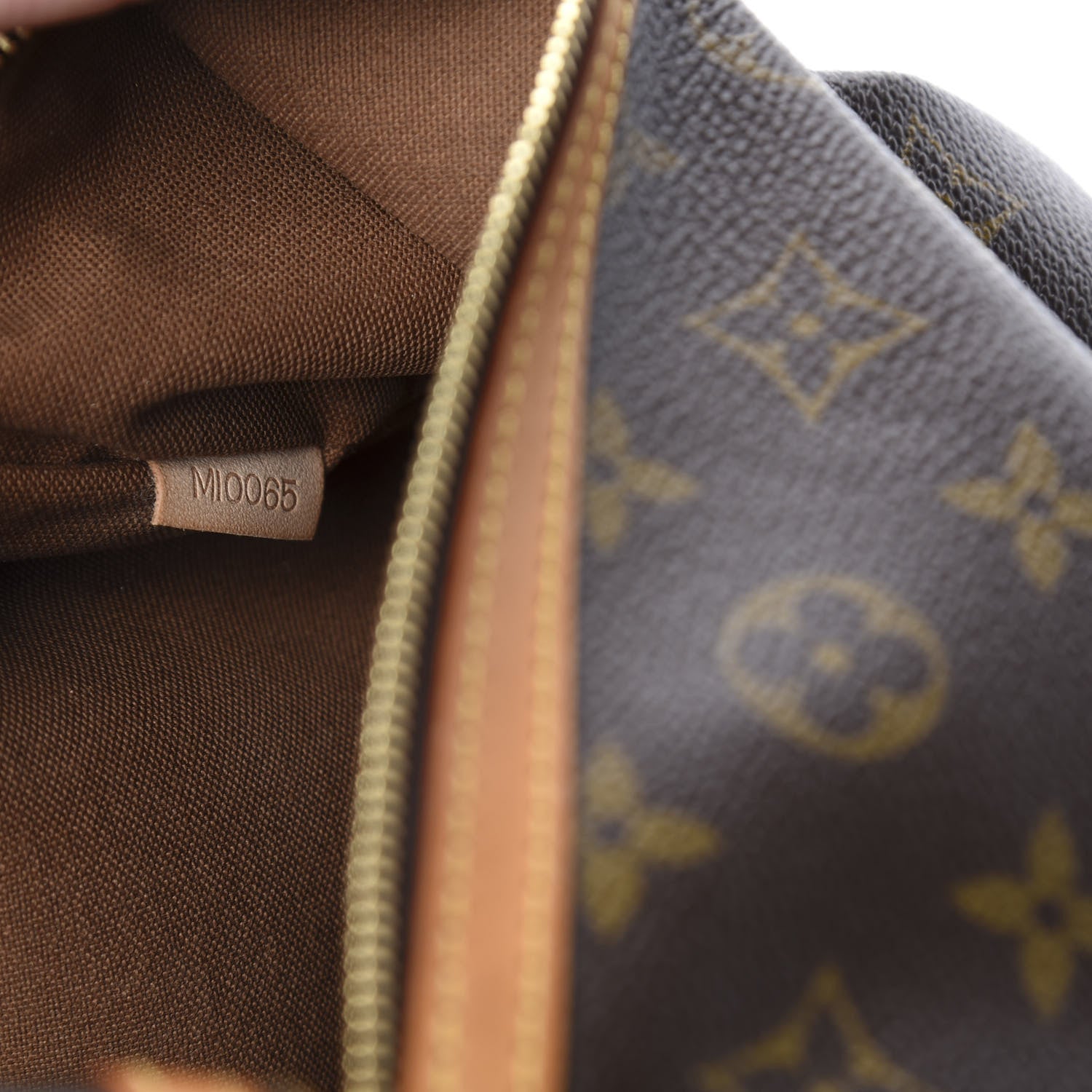 Louis Vuitton Monogram Bosphore Pochette 10 of 13
