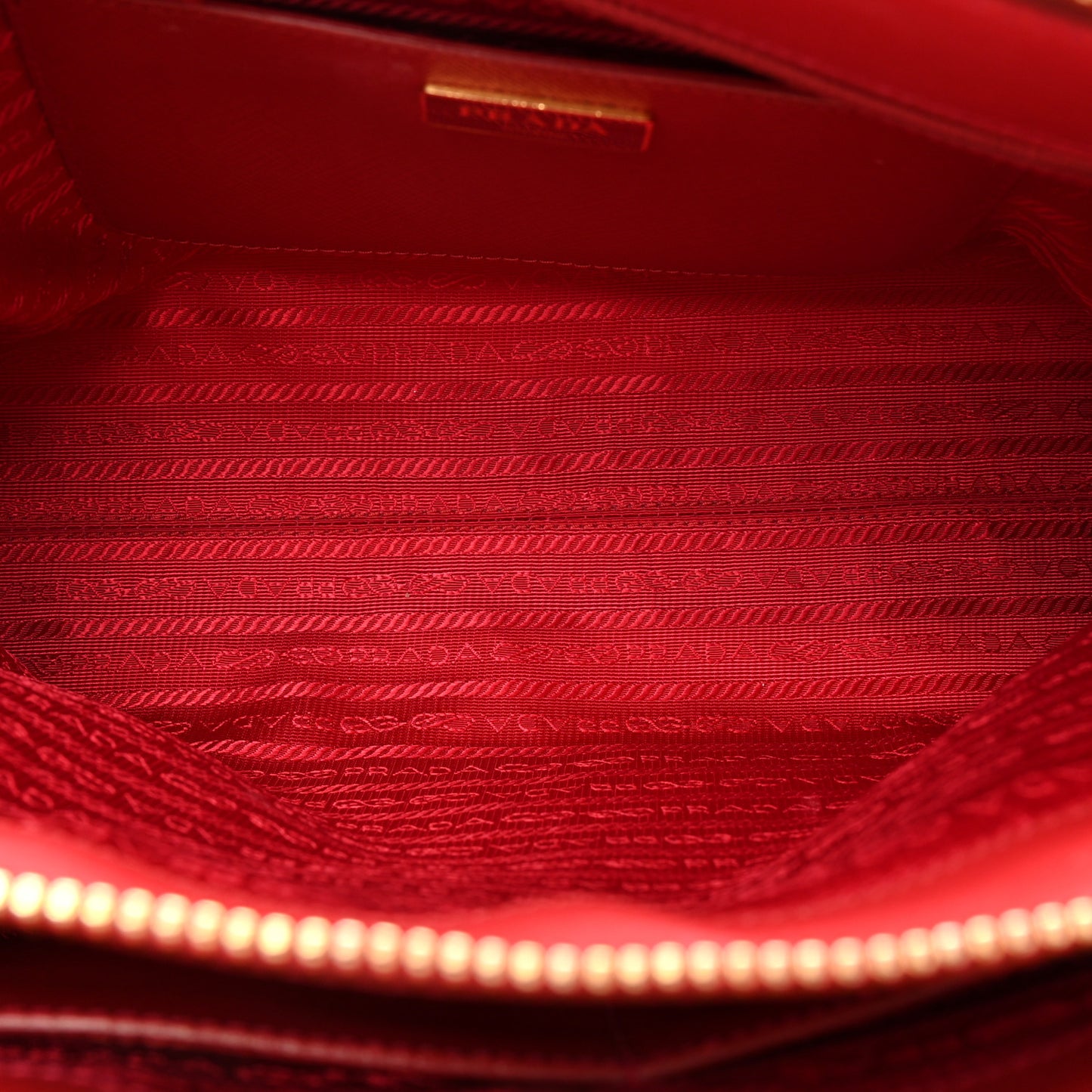 Saffiano Lux Parabole Tote Fuoco