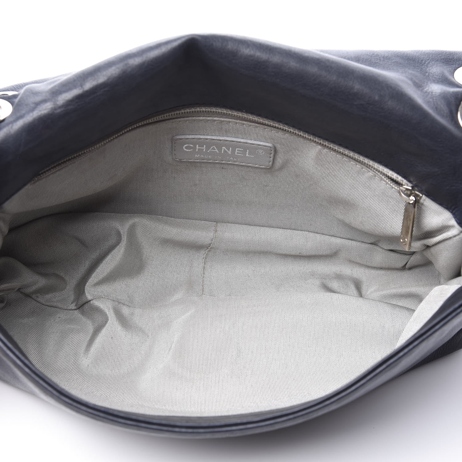 Chanel Calfskin Medium On the Bund Flap Navy 4 of 15