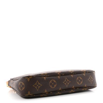 Louis Vuitton Monogram Chain Pochette Accessories 4 of 9
