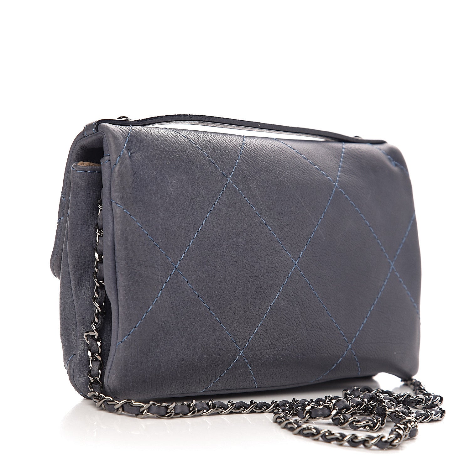 Chanel Washed Calfskin Diamond Stitch Hamptons Clutch With Chain Blue 2 of 13
