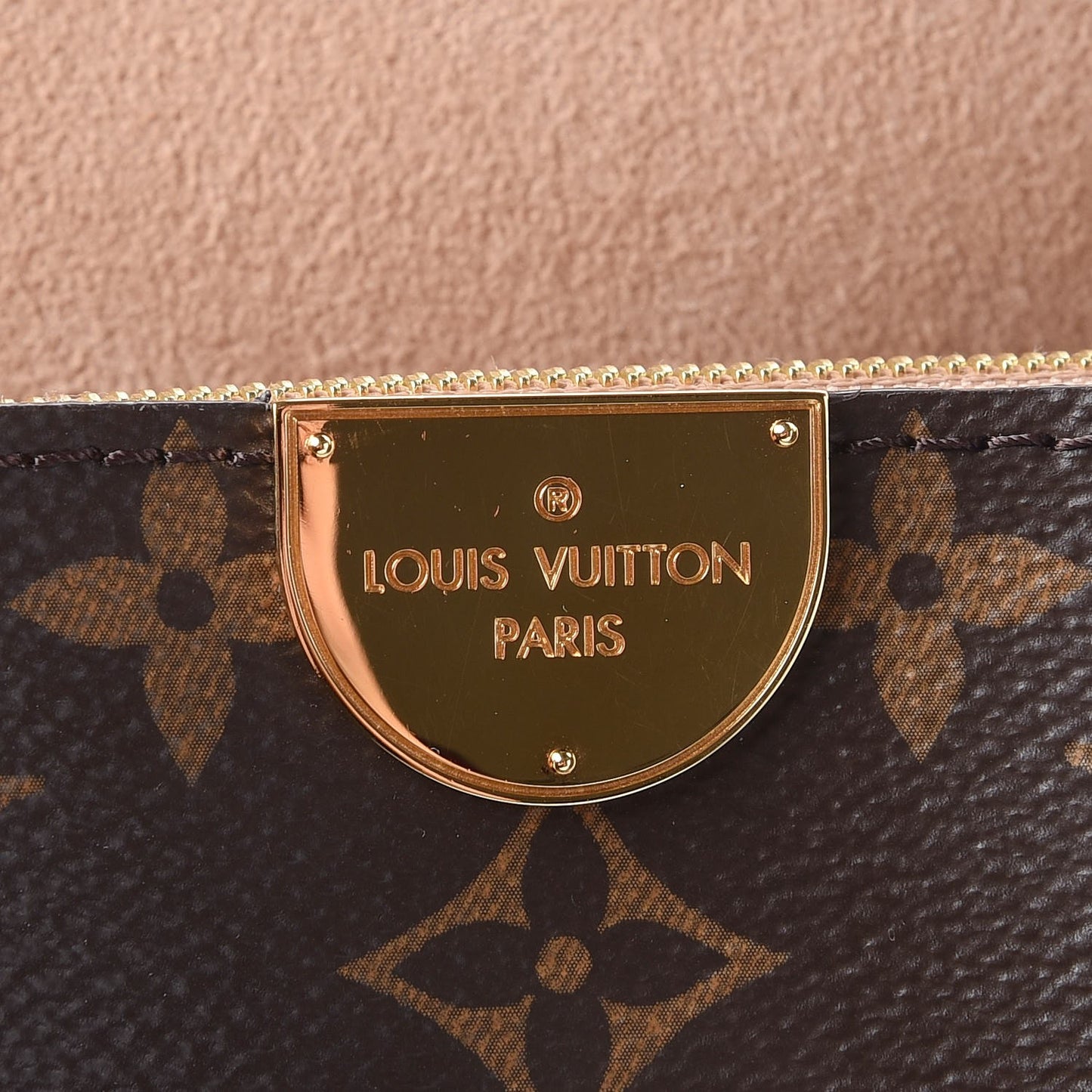 Monogram Flandrin Black