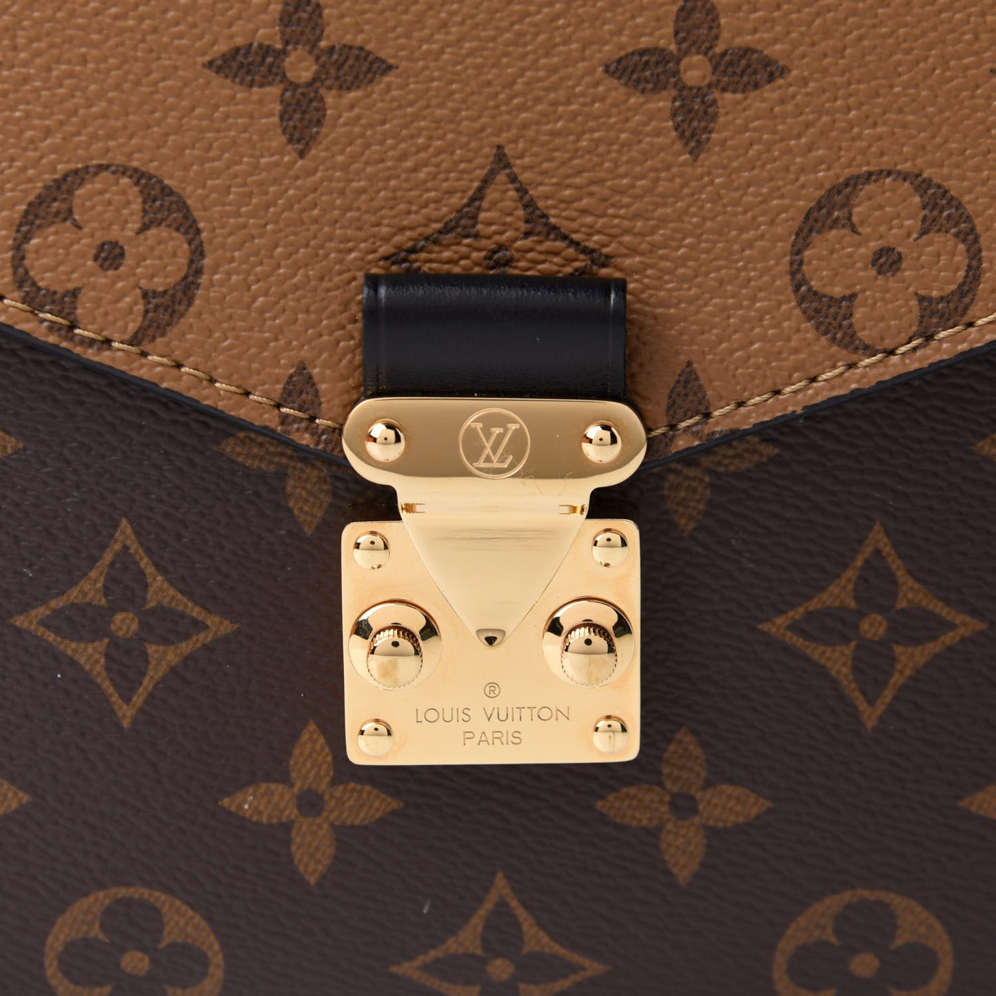 Reverse Monogram Pochette Metis