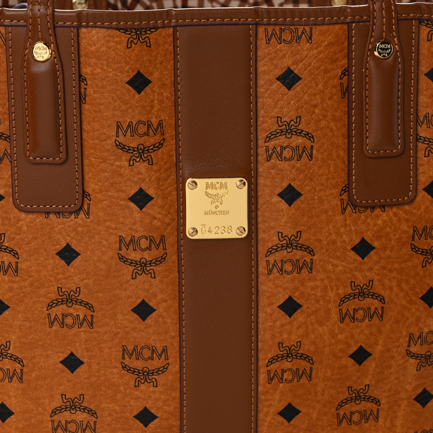 Visetos Medium Liz Reversible Shopper Tote Cognac