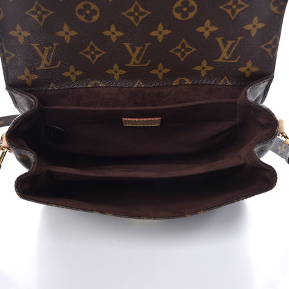 Louis Vuitton Monogram Pochette Metis 5 of 9
