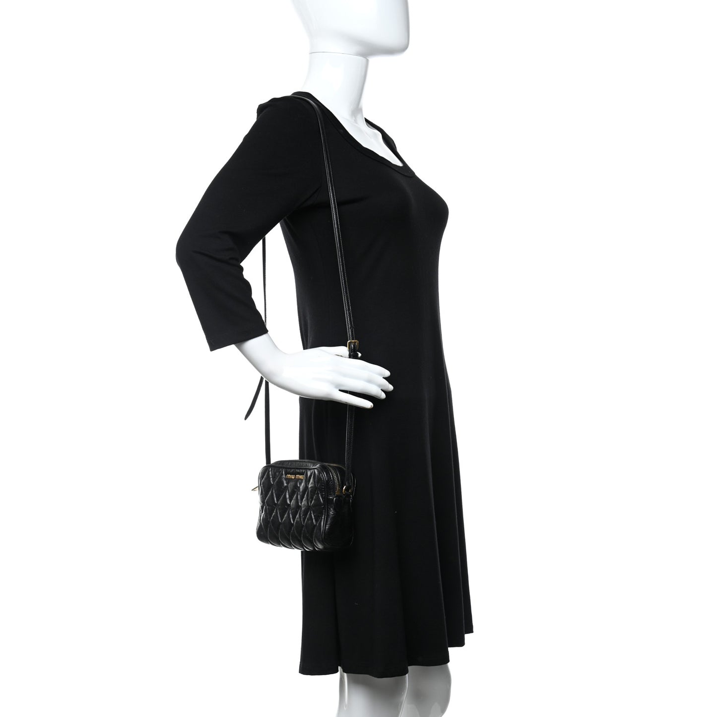Vitello Shine Quilted Camera Bag Black