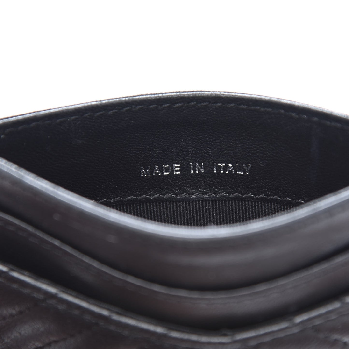 Lambskin Chevron Quilted Card Holder So Black