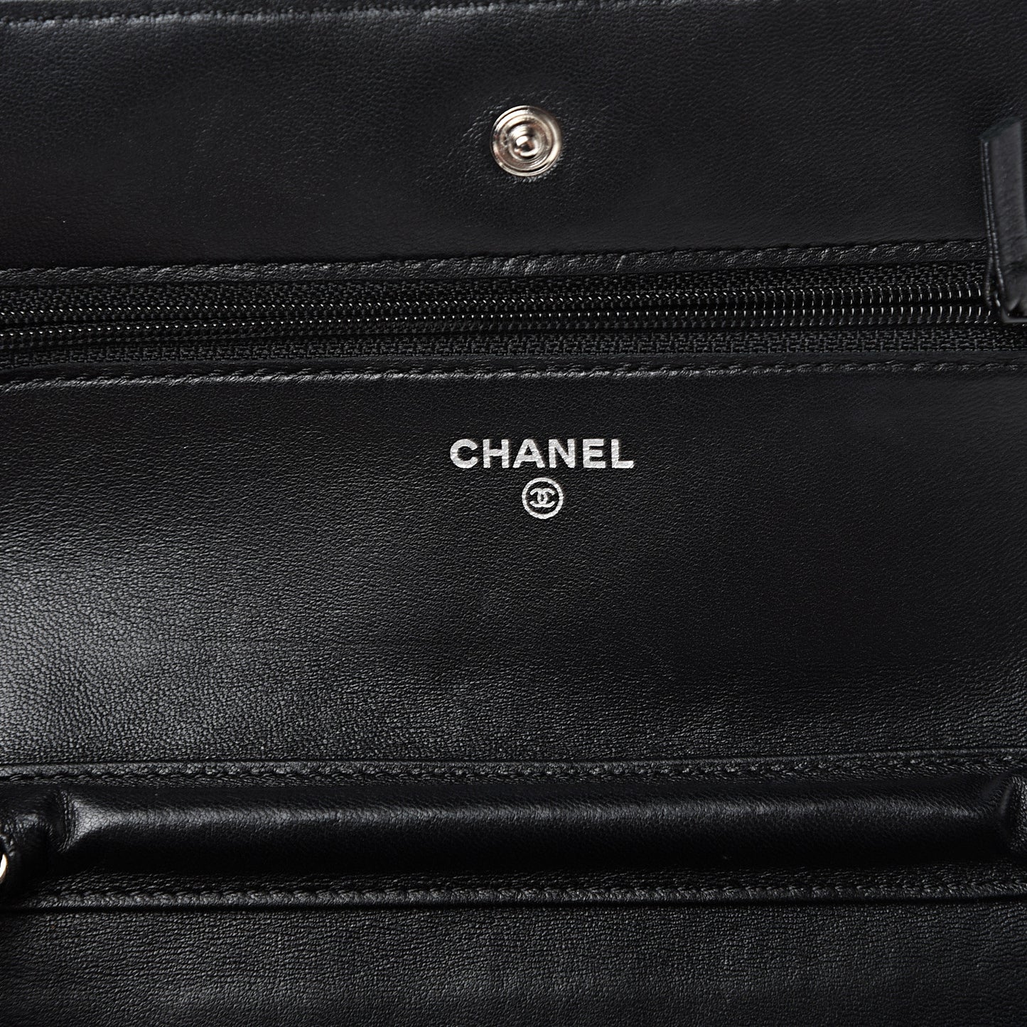 Lambskin Quilted Wallet On Chain WOC Black