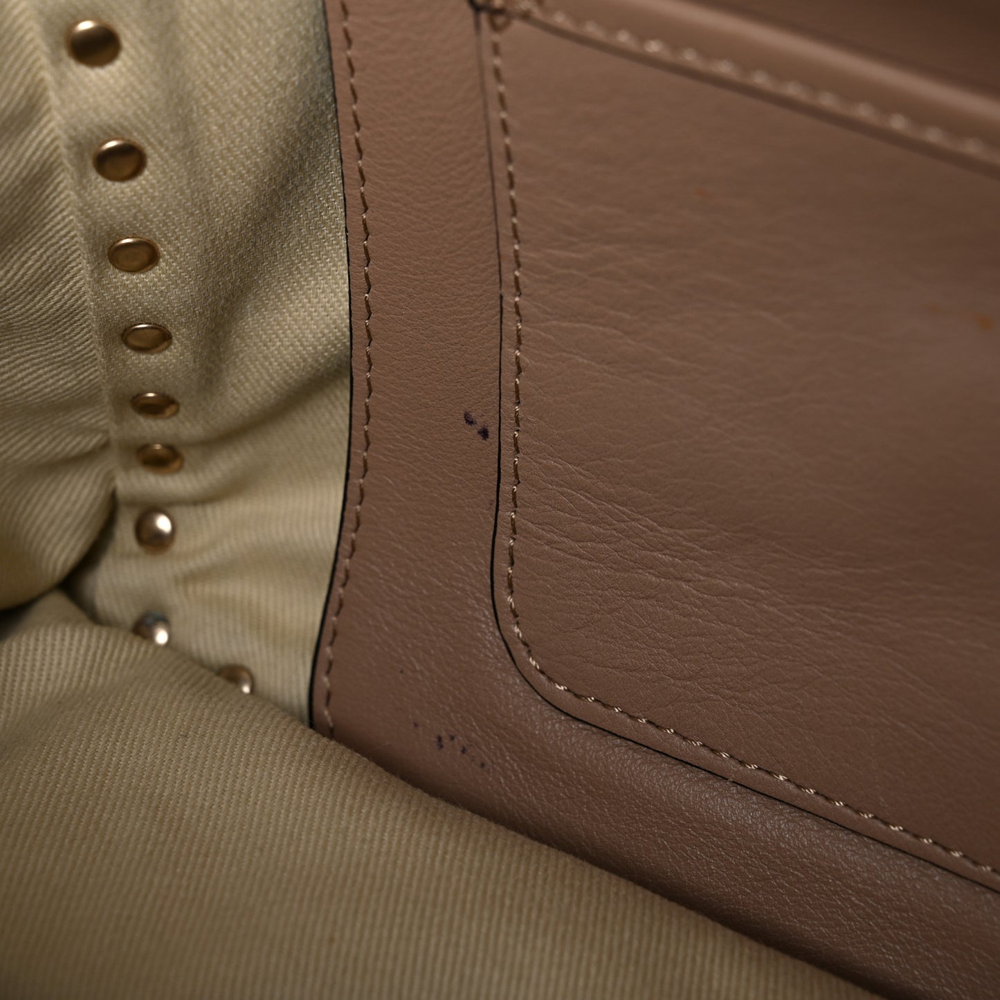 Vitello Medium Rockstud Tote Alpaca