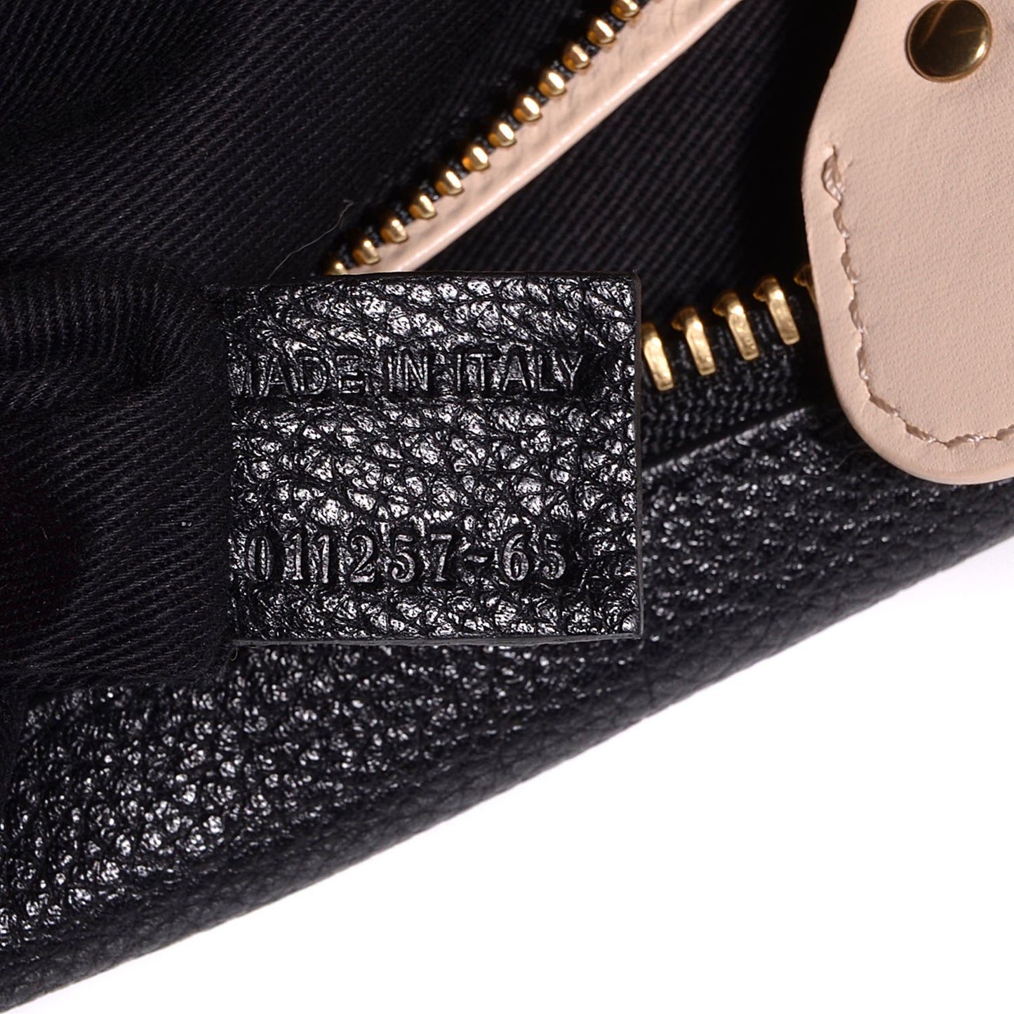 Calfskin Large Paraty Black