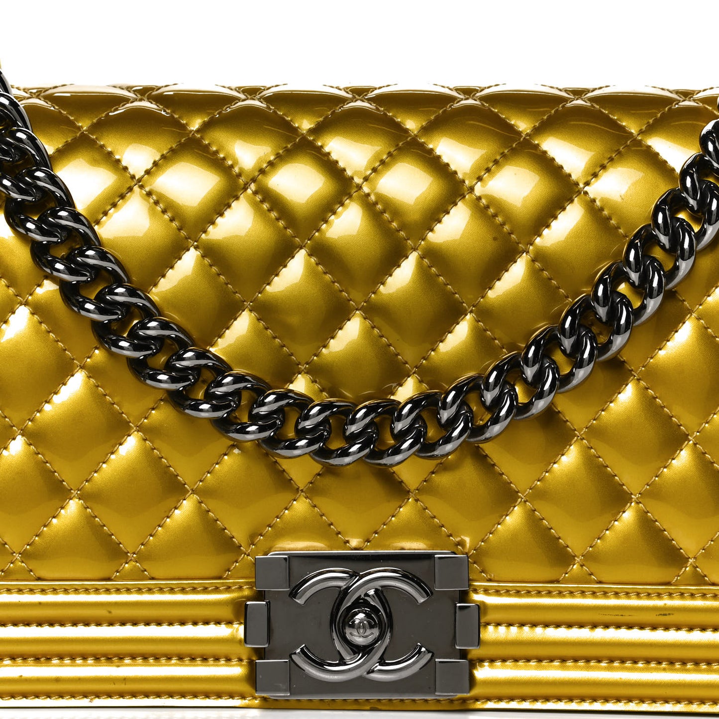 Metallic Patent Calfskin Quilted Medium Boy Flap Gold