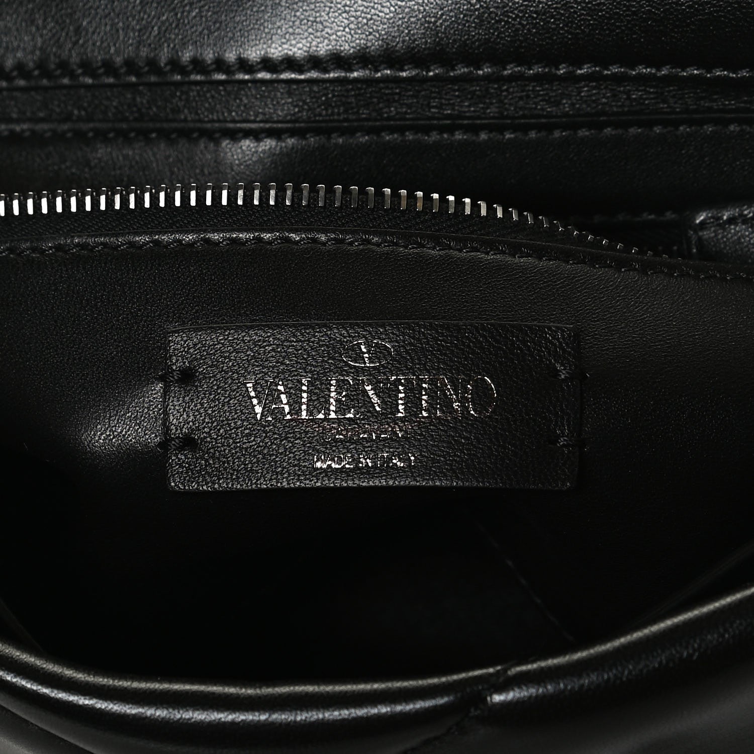 Valentino Garavani Nappa Monochrome Medium Roman Stud Shoulder Bag Black 6 of 10