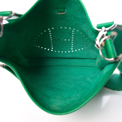 Hermes Taurillon Clemence Evelyne III PM Vert Menthe 5 of 28