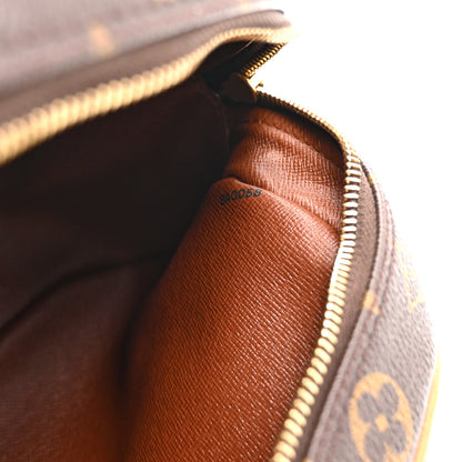 Louis Vuitton Monogram Blois 7 of 10