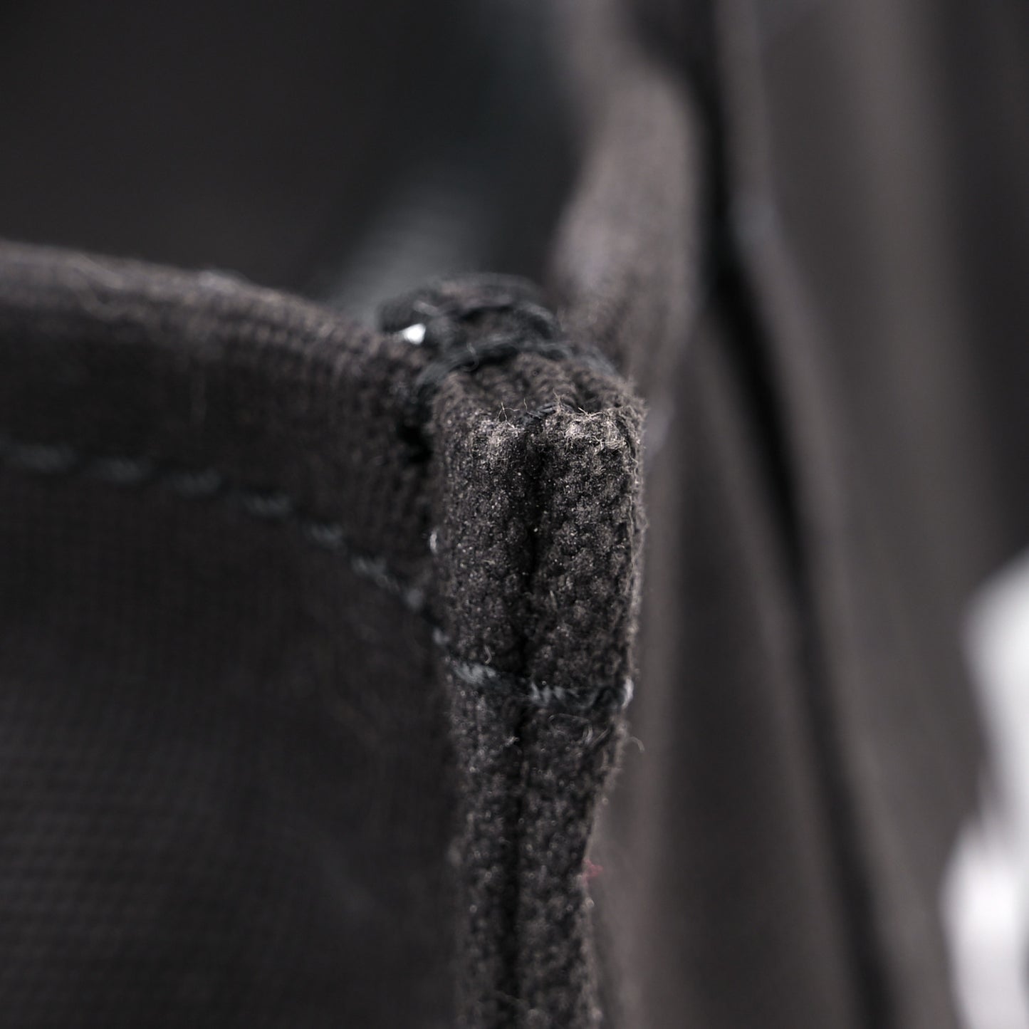 Cotton Canvas Medium The Traveler Tote Bag Black