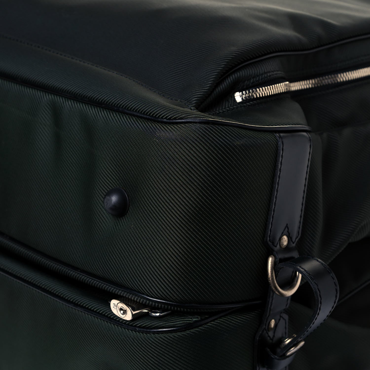 Louis Vuitton Taiga 5 Hanger Garment Carrier Ardoise 9 of 14