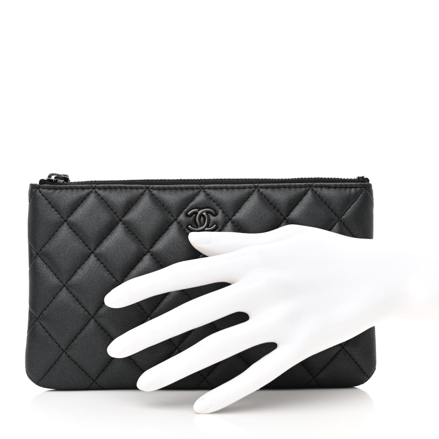 Chanel Pearly Lambskin Quilted Cosmetic Case So Black 2 of 7