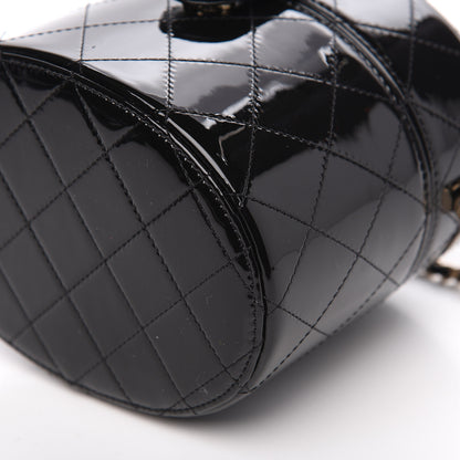 Chanel Patent Quilted Round Clutch With Chain Black 9 of 10