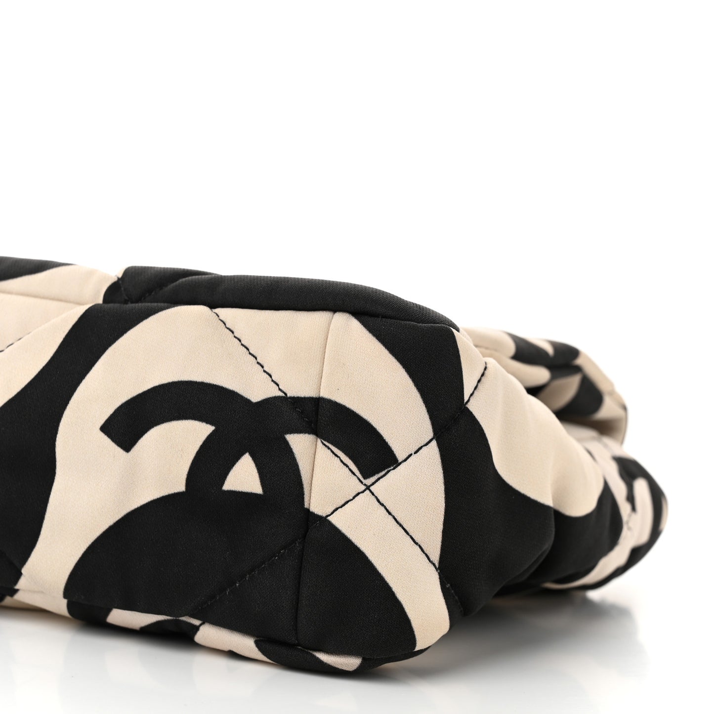 Fabric Printed Medium Chanel 19 Flap Black Ecru