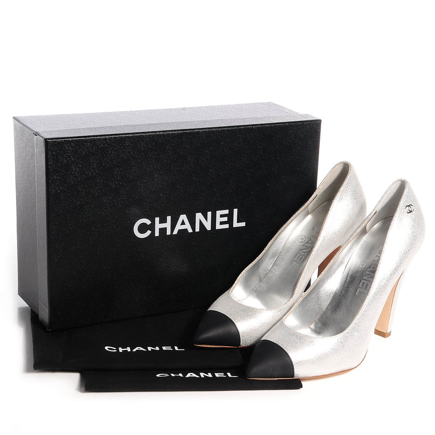 Metallic Leather Cap Toe Pumps Silver Black 37.5